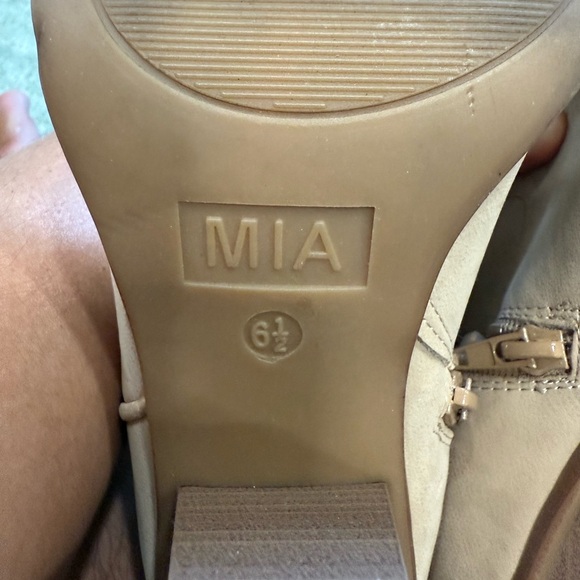 MIA Beige Natural Tex Western Boots - Picture 12 of 13